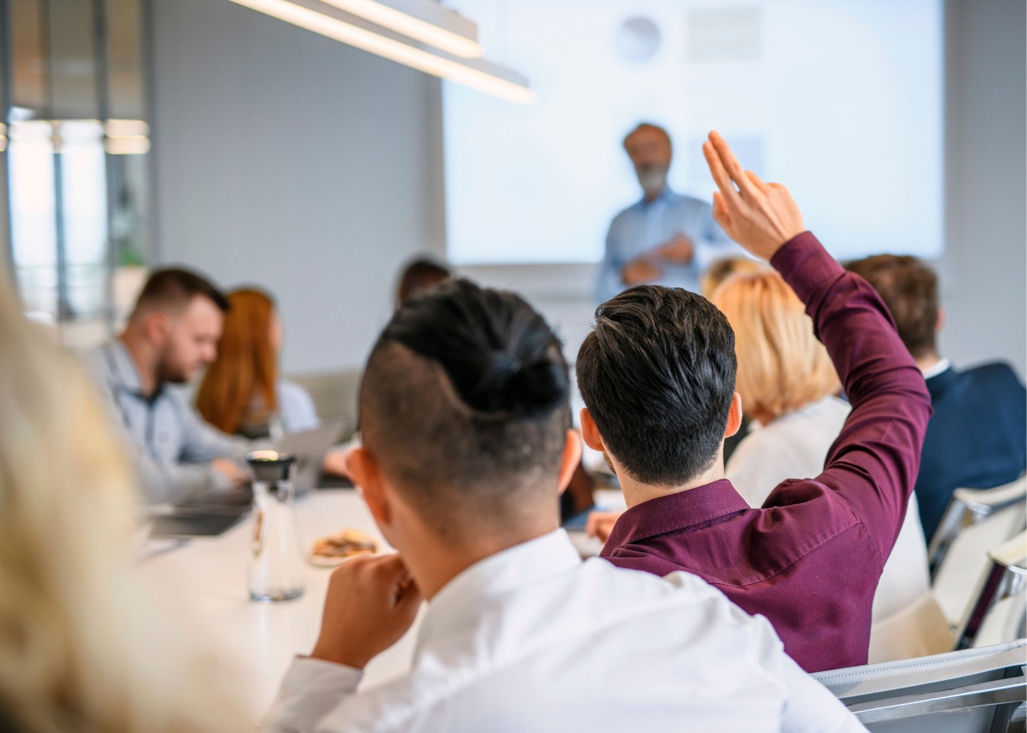 Teamwork benefits everyone, team business meeting, marketing agency, Harvard Business Review