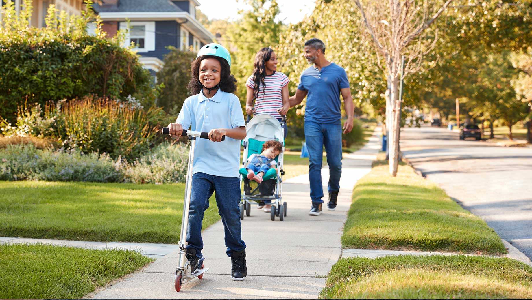 Gallup Says Americans’ Life Ratings Reach Record High, happy family